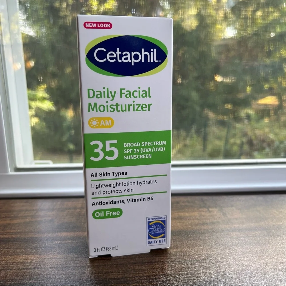 Cetaphil Daily Face Moisturizer with SPF 35 Sunscreen 3 fl oz